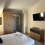 Luxury Irinis Appartement *